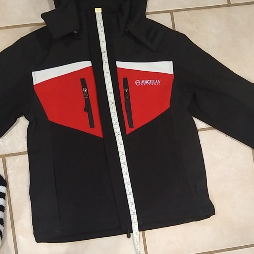 Magellan Outdoors Jacket kids size Unisex